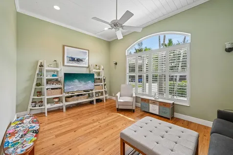 4911 NE 25th Avenue Lighthouse Point FL 33064