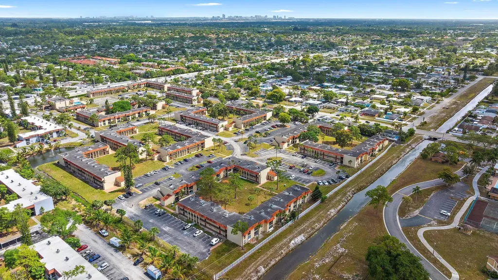 6106 Forest Hill Boulevard West Palm Beach FL 33415