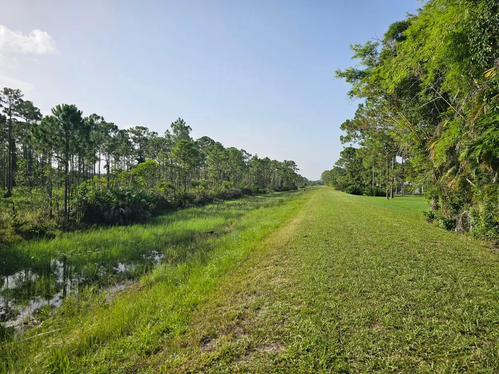 14369 69th Drive N Palm Beach Gardens FL 33418