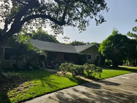 14369 69th Drive N Palm Beach Gardens FL 33418