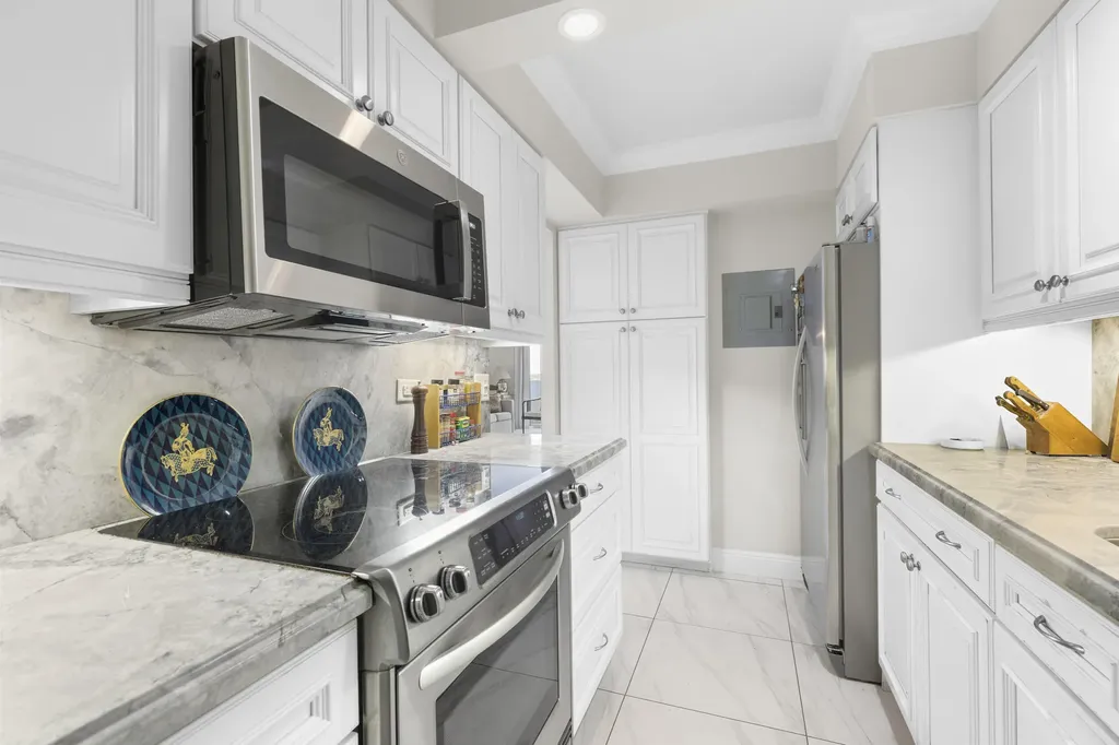1208 Marine Way North Palm Beach FL 33408