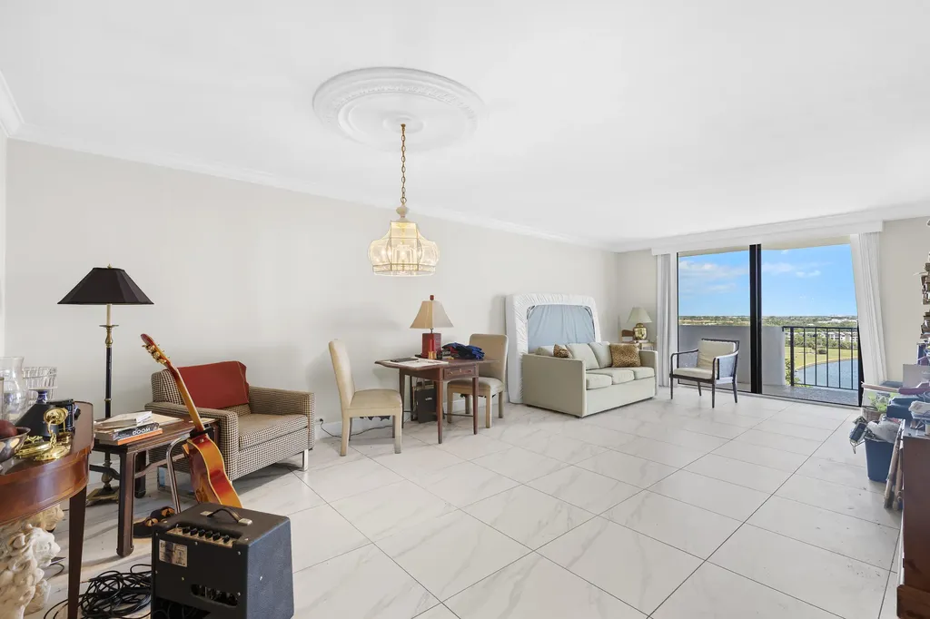 1208 Marine Way North Palm Beach FL 33408