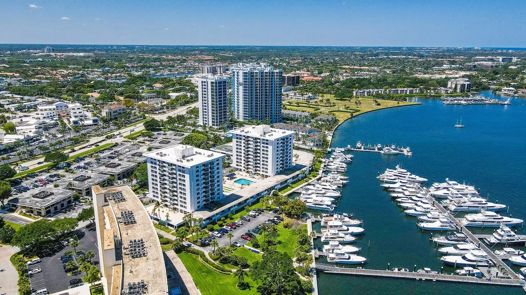 1208 Marine Way North Palm Beach FL 33408
