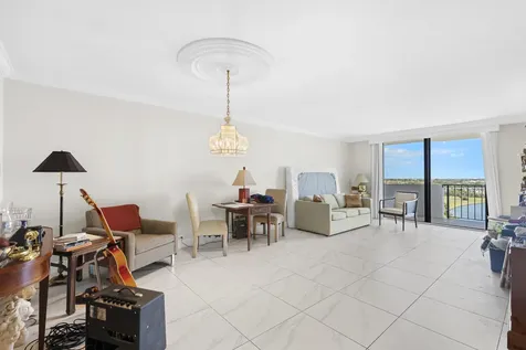 1208 Marine Way North Palm Beach FL 33408