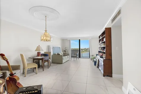 1208 Marine Way North Palm Beach FL 33408