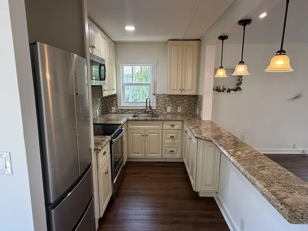 427 N J Street Lake Worth Beach FL 33460