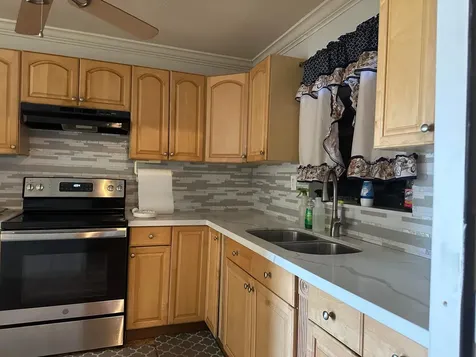 400 NW 184th Terrace Miami FL 33169