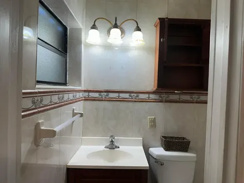 400 NW 184th Terrace Miami FL 33169