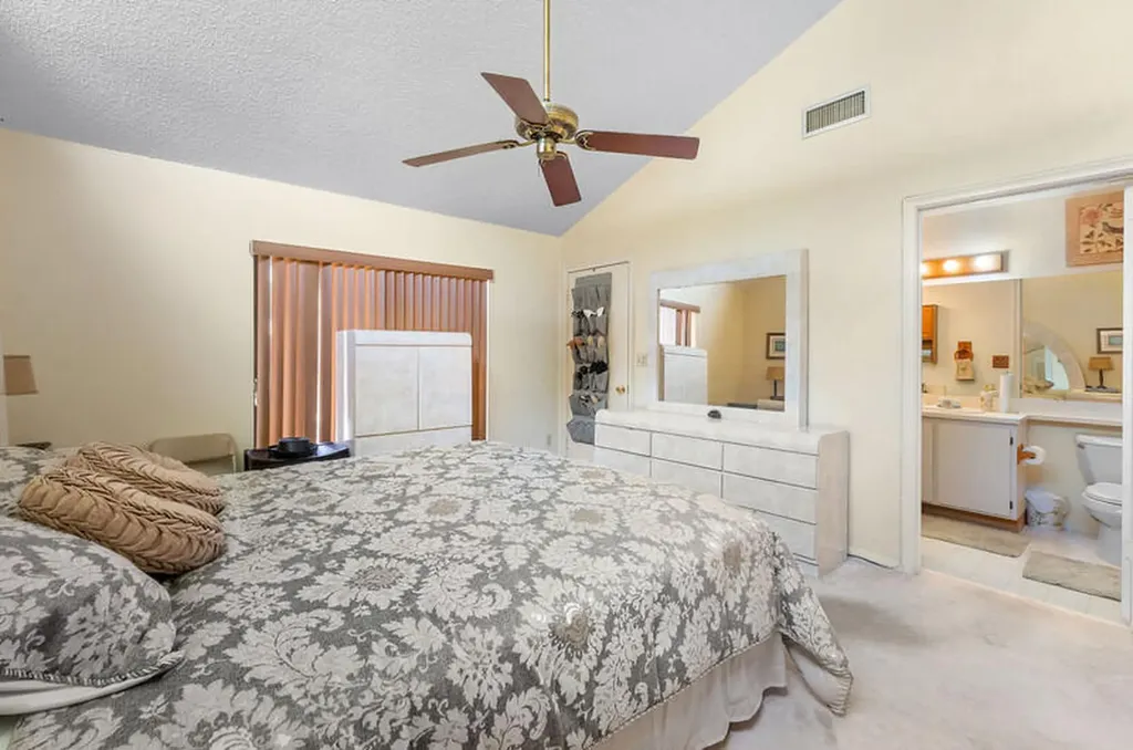 1158 Summit Trail Circle West Palm Beach FL 33415