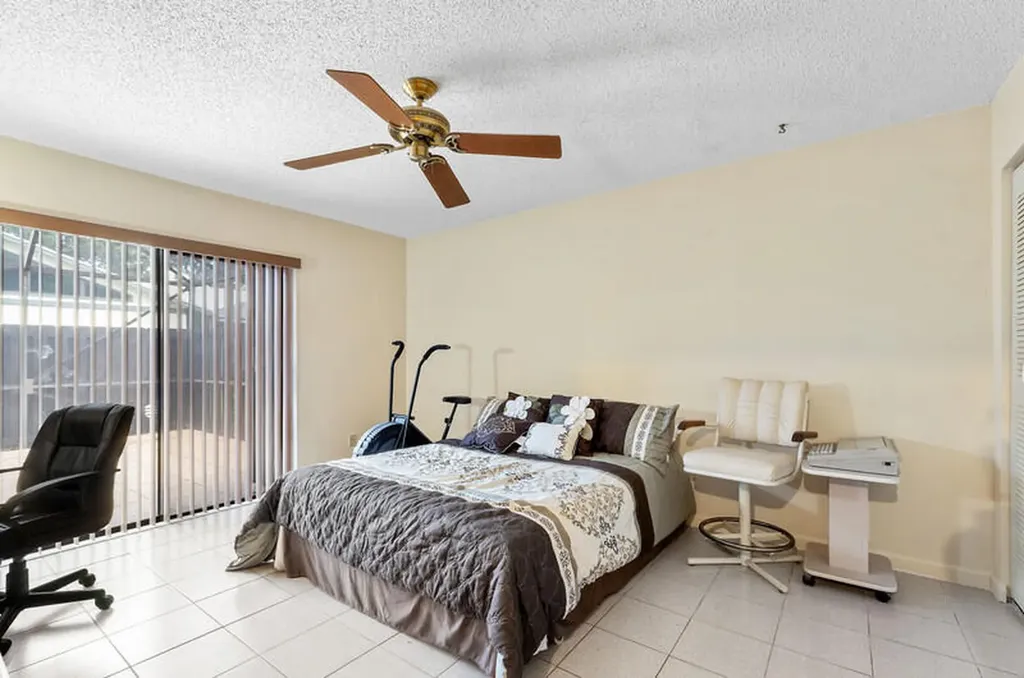 1158 Summit Trail Circle West Palm Beach FL 33415