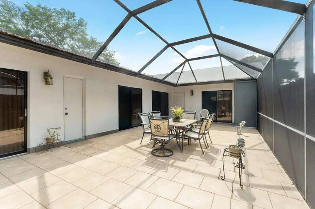 1158 Summit Trail Circle West Palm Beach FL 33415