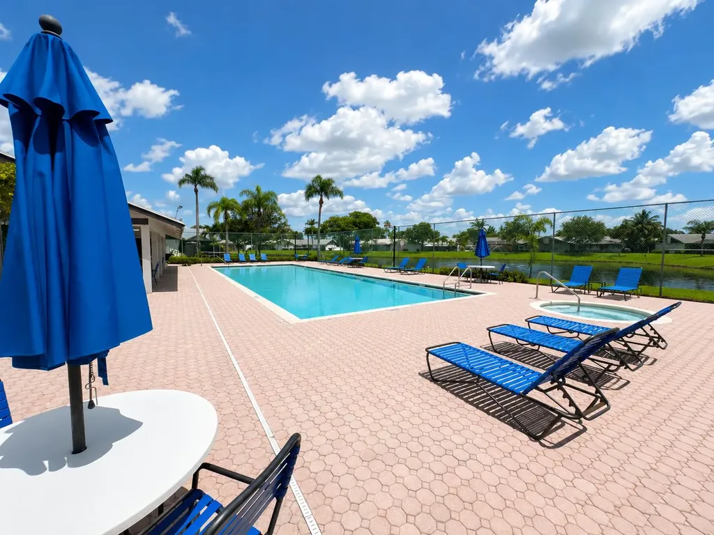 1158 Summit Trail Circle West Palm Beach FL 33415