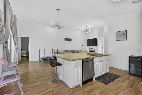 120 Paddock Lane Greenacres FL 33413