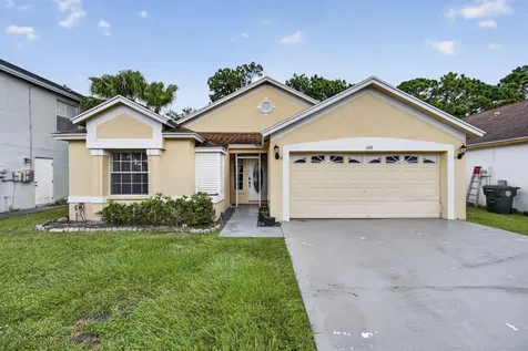 120 Paddock Lane Greenacres FL 33413