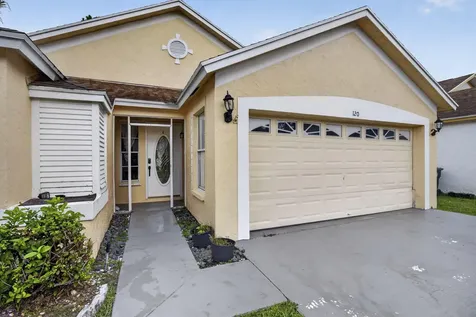 120 Paddock Lane Greenacres FL 33413
