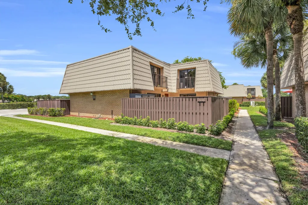 5130 51st Way West Palm Beach FL 33409