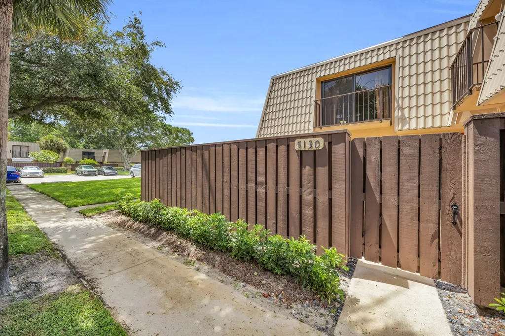 5130 51st Way West Palm Beach FL 33409