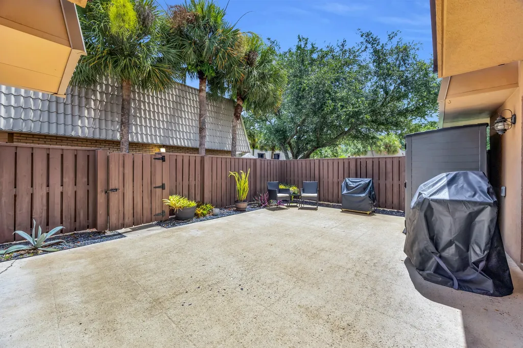 5130 51st Way West Palm Beach FL 33409