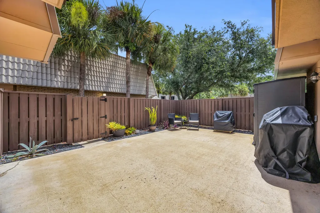 5130 51st Way West Palm Beach FL 33409