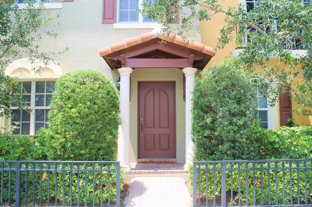531 S Federal Highway Lake Worth FL 33460