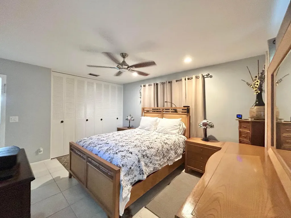 2766 Emory Drive E West Palm Beach FL 33415