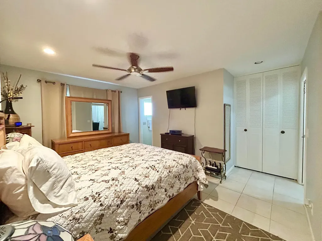 2766 Emory Drive E West Palm Beach FL 33415