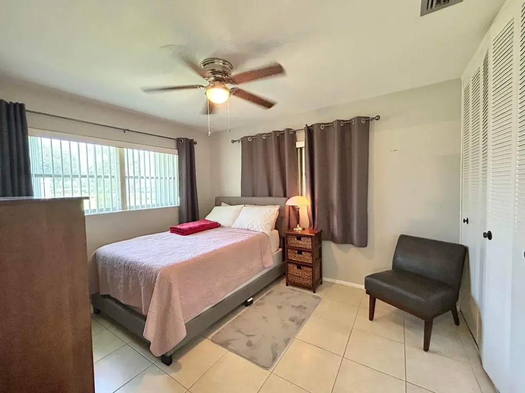 2766 Emory Drive E West Palm Beach FL 33415