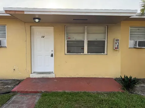 2915 Jackson Street Hollywood FL 33020
