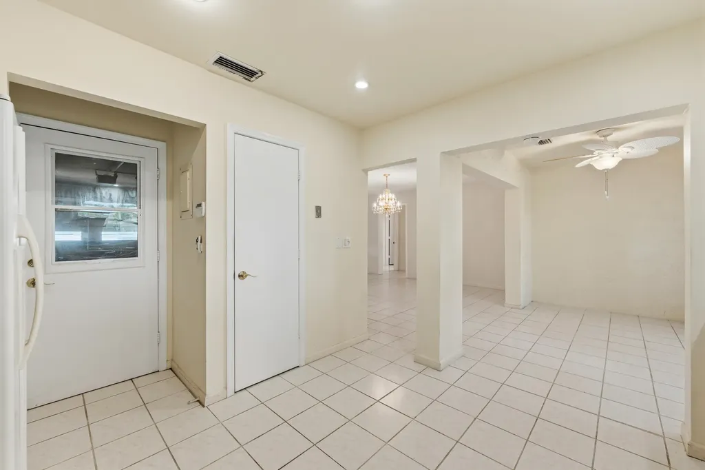 4675 Robinwood Circle Boynton Beach FL 33436