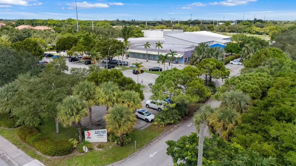 4675 Robinwood Circle Boynton Beach FL 33436