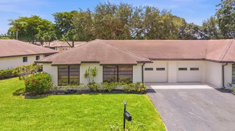 4675 Robinwood Circle Boynton Beach FL 33436