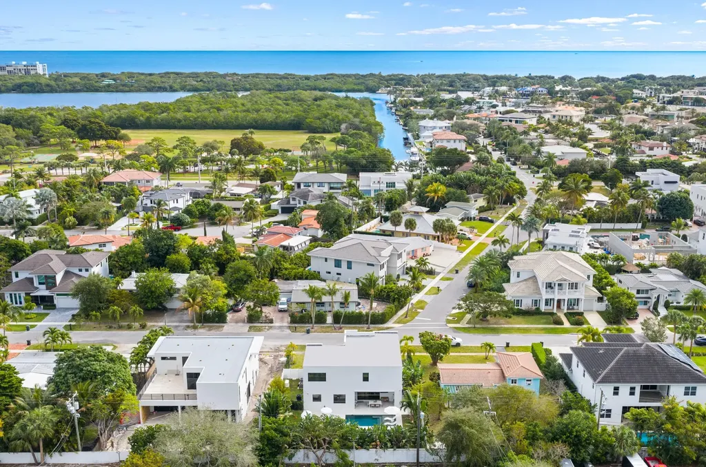 1405 NE 4th Avenue Boca Raton FL 33432