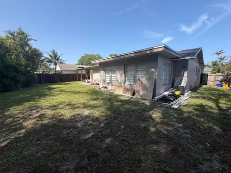 10241 Sleepy Brook Way Boca Raton FL 33428