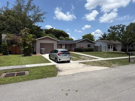 10241 Sleepy Brook Way Boca Raton FL 33428