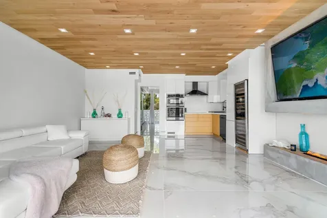 65 SE Spanish Trail Boca Raton FL 33432