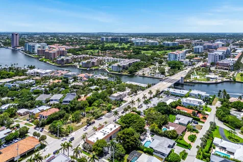 65 SE Spanish Trail Boca Raton FL 33432