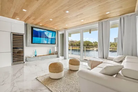 65 SE Spanish Trail Boca Raton FL 33432