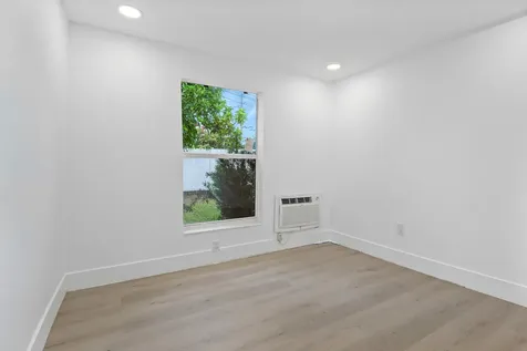 107 SW 4th Avenue Delray Beach FL 33444