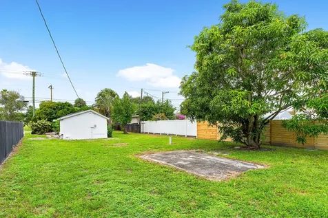 107 SW 4th Avenue Delray Beach FL 33444