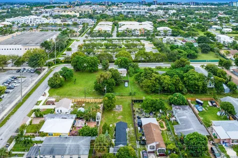 107 SW 4th Avenue Delray Beach FL 33444