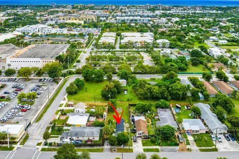 107 SW 4th Avenue Delray Beach FL 33444