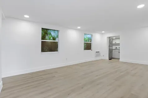 107 SW 4th Avenue Delray Beach FL 33444