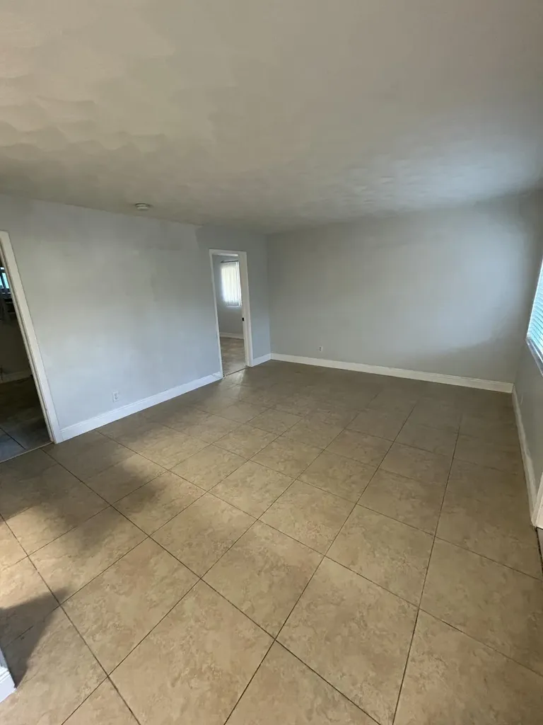 925 NE 17th Avenue Fort Lauderdale FL 33304