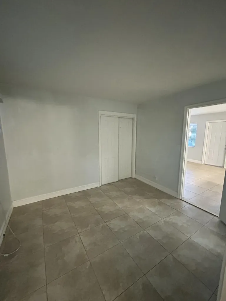 925 NE 17th Avenue Fort Lauderdale FL 33304