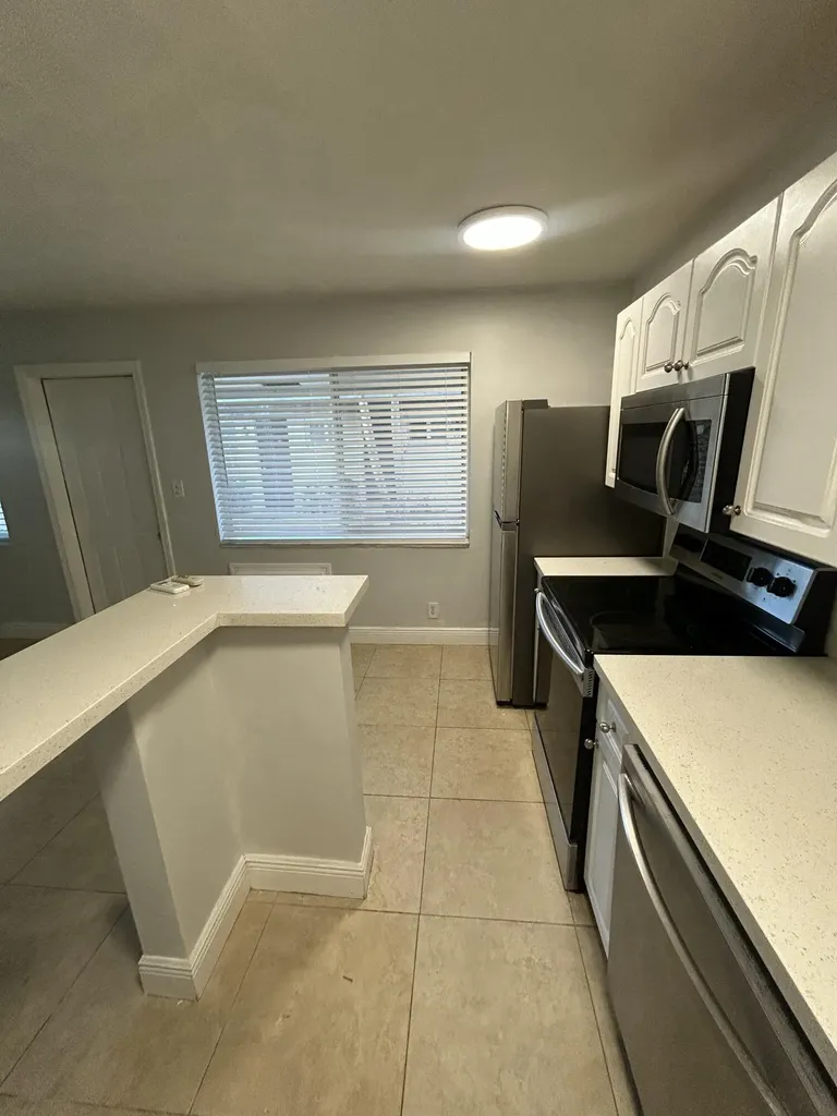 925 NE 17th Avenue Fort Lauderdale FL 33304