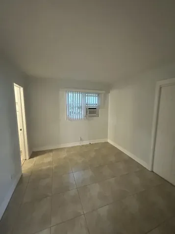 925 NE 17th Avenue Fort Lauderdale FL 33304