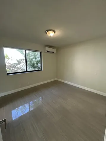 916 NE 15th Avenue Fort Lauderdale FL 33304