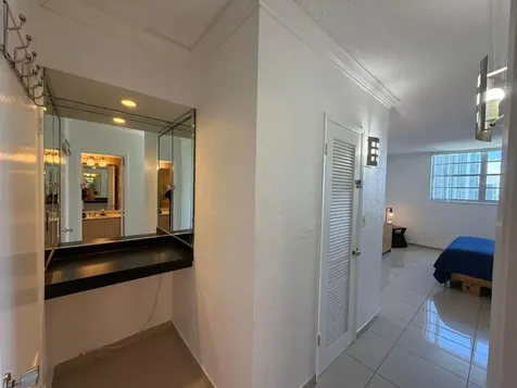 19390 Collins Avenue Sunny Isles Beach FL 33160