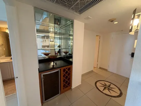 19390 Collins Avenue Sunny Isles Beach FL 33160