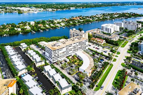 3589 S Ocean Boulevard South Palm Beach FL 33480